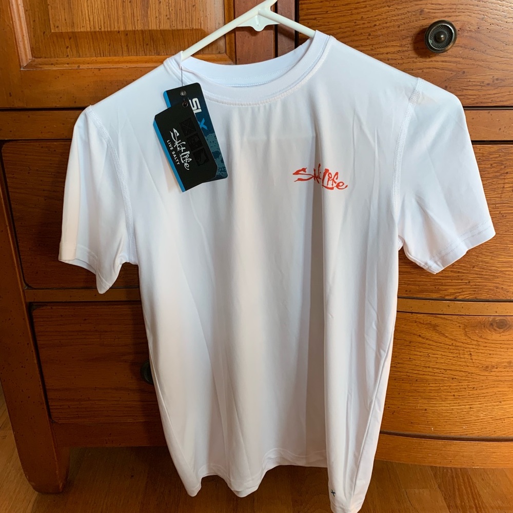 Boys salt life shirt NWT
